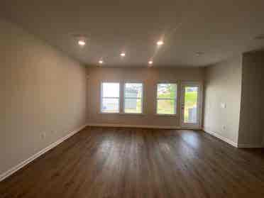 3 BR in Snellville