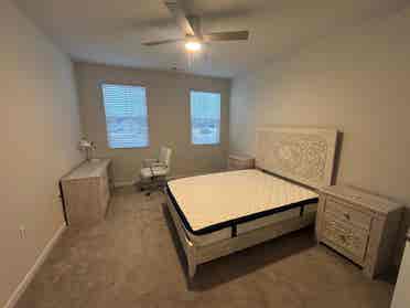 4 BR in Raleigh