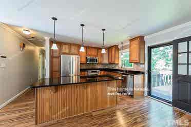 6 BR in Raleigh