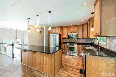 6 BR in Raleigh