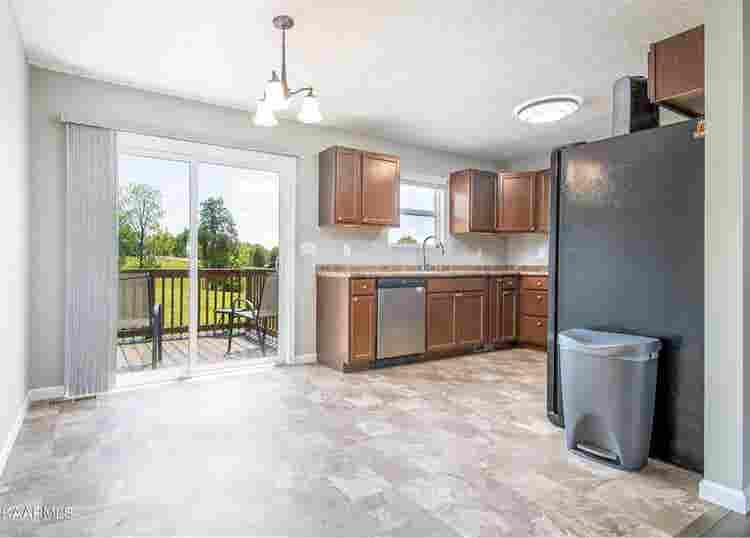 White Pine Home