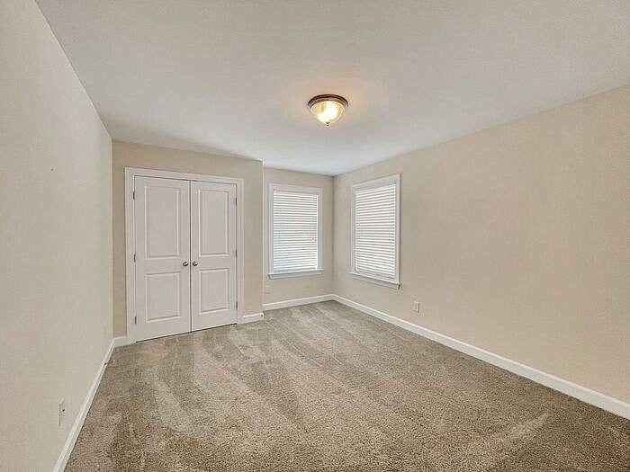 3 BR in Apex