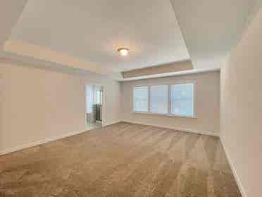 3 BR in Apex