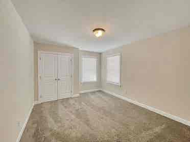 3 BR in Apex