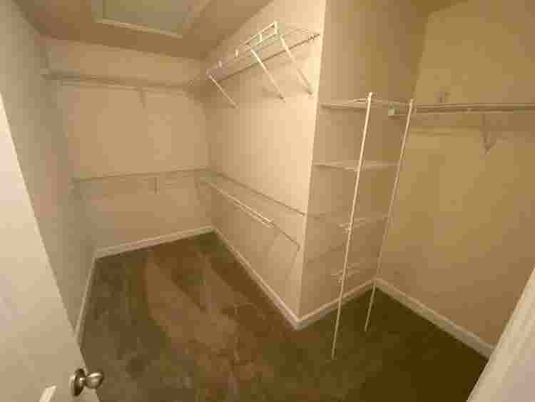 3 BR in Apex