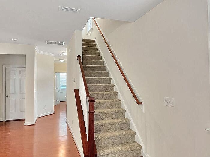 3 BR in Apex