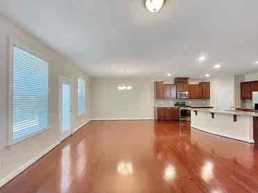 3 BR in Apex