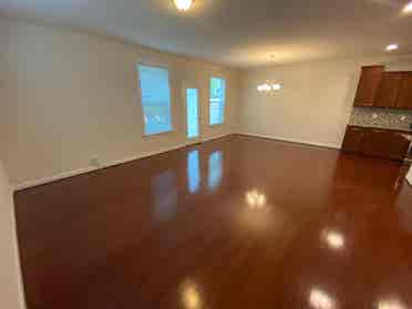 3 BR in Apex
