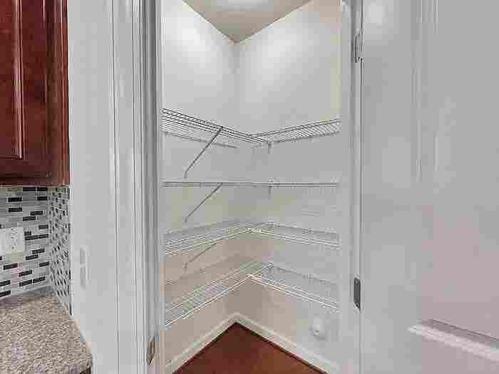 3 BR in Apex
