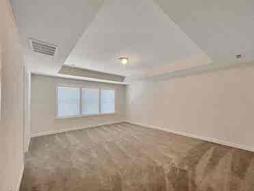 3 BR in Apex
