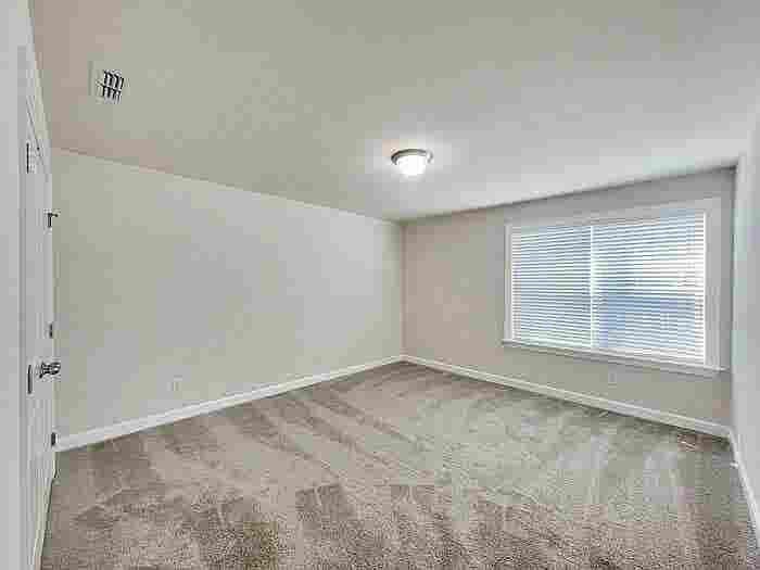 3 BR in Apex