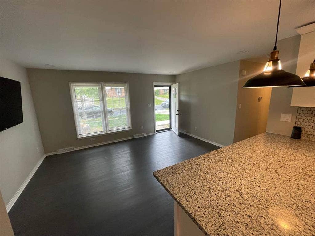 3 BR in Charlotte