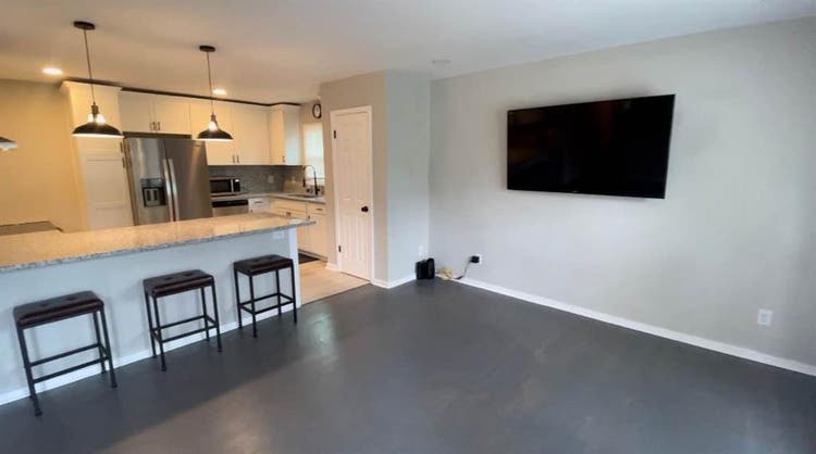 3 BR in Charlotte