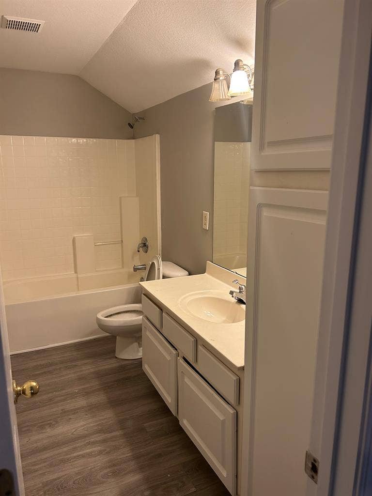 3 BR in Charlotte