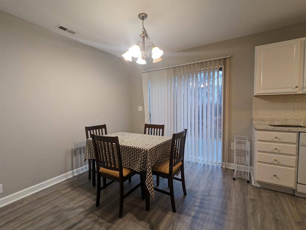3 BR in Charlotte