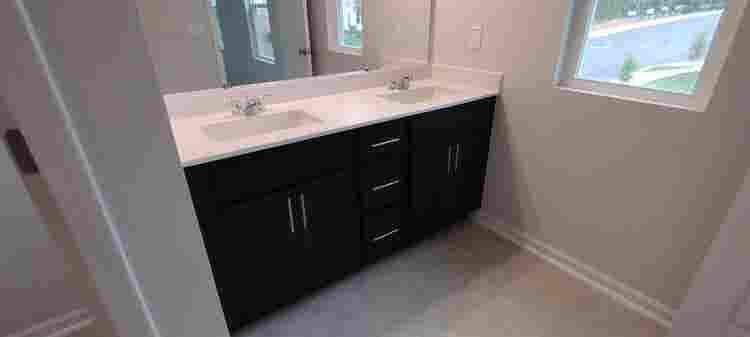 4 BR in Durham
