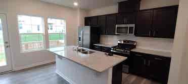 4 BR in Durham