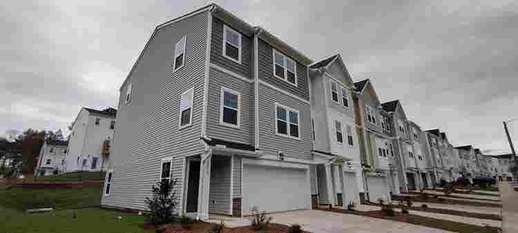 4 BR in Durham