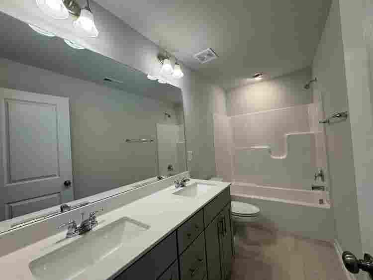 4 BR in Durham