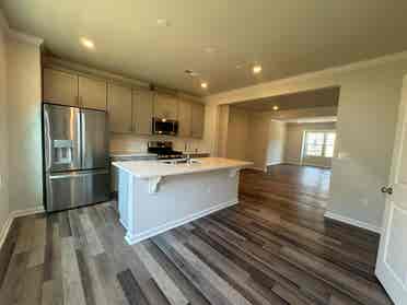 4 BR in Durham