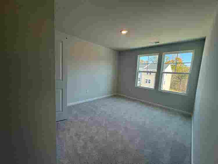 4 BR in Durham