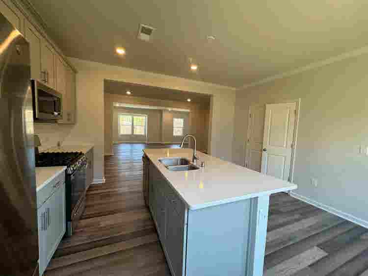 4 BR in Durham