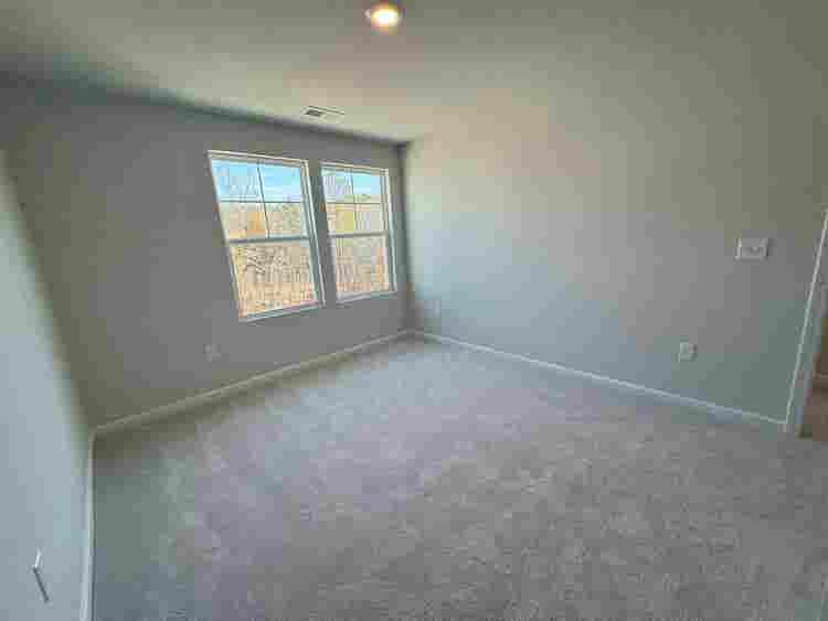 4 BR in Durham