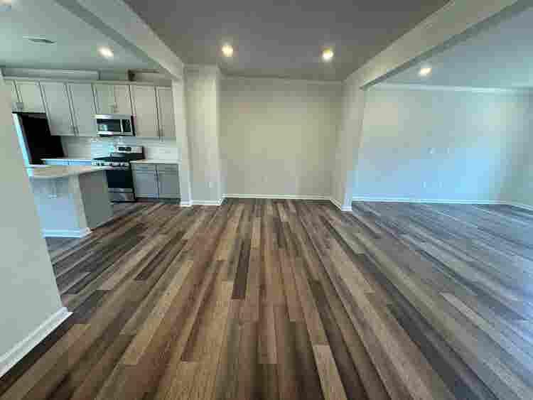 4 BR in Durham