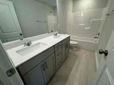 4 BR in Durham