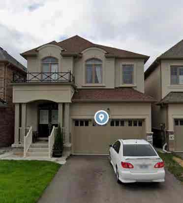 3 Bedrooms in a Detached house.