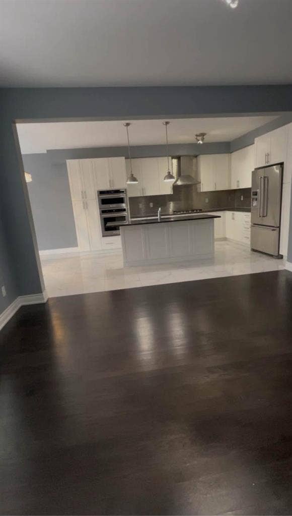 3 Bedrooms in a Detached house.