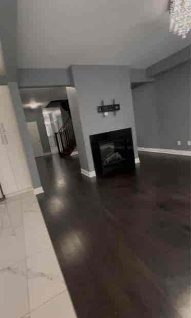 3 Bedrooms in a Detached house.