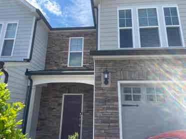 3 BR in Durham