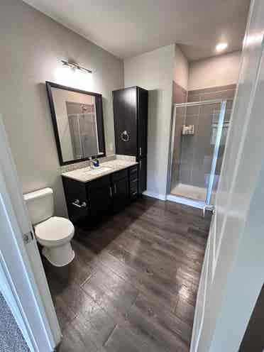 1BR private bath and closet in 3BR