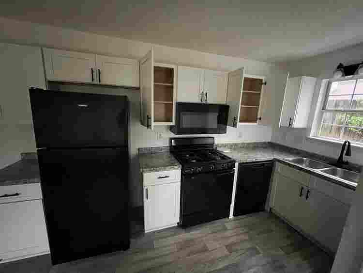 2 BR in Douglasville