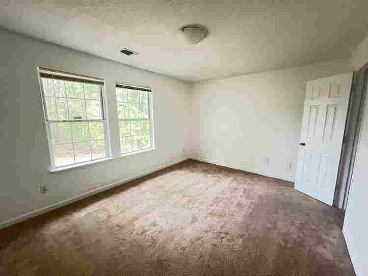 2 BR in Douglasville