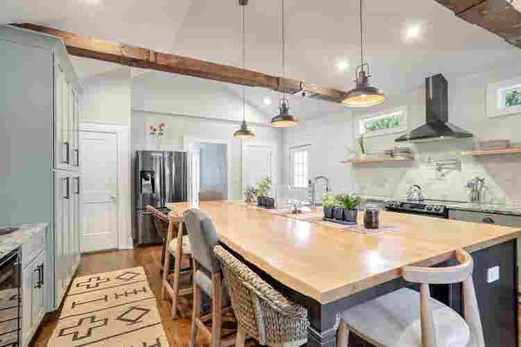 4 BR in Atlanta