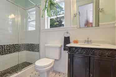 4 BR in Atlanta