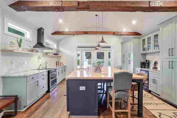 4 BR in Atlanta
