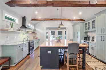 4 BR in Atlanta