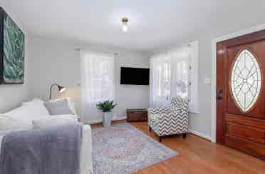 2 BR in Durham