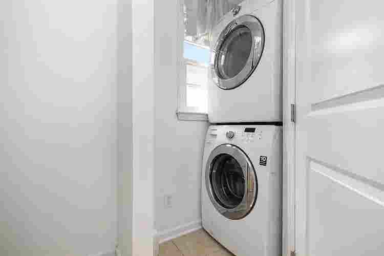 2 BR in Durham