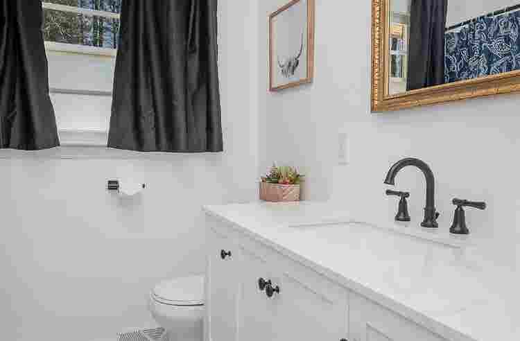 2 BR in Durham