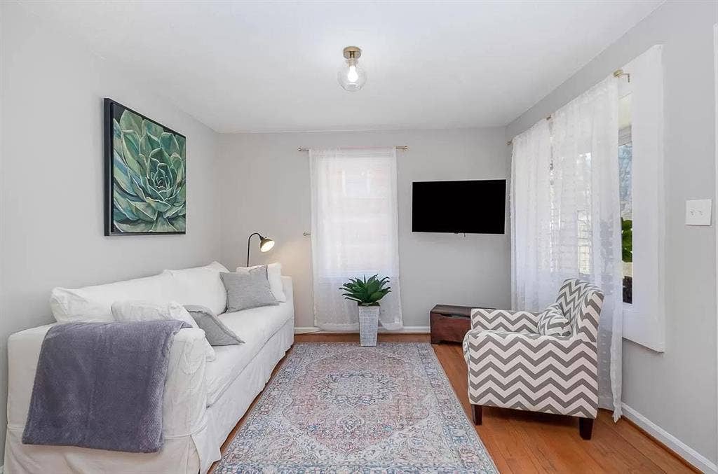 2 BR in Durham