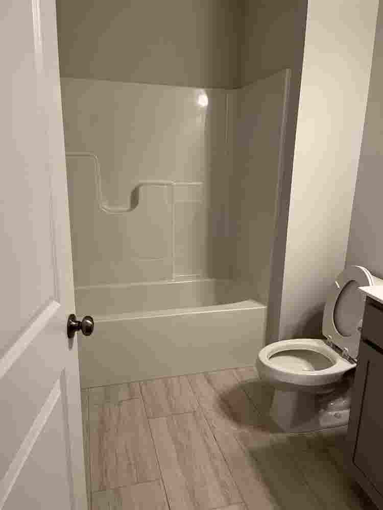 4 BR in Apex