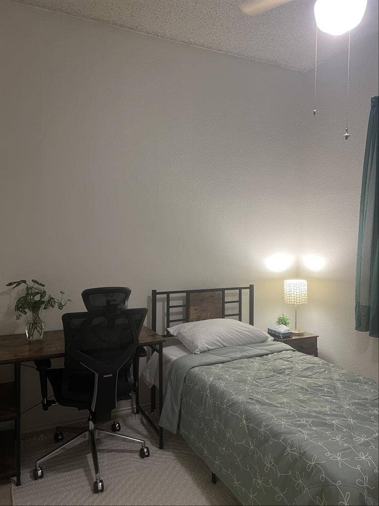 Clean Private Room
