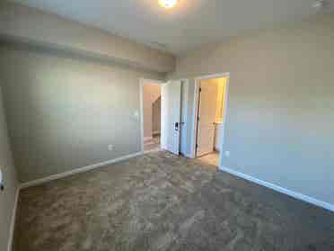 4 BR in Cary