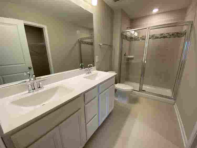 4 BR in Cary