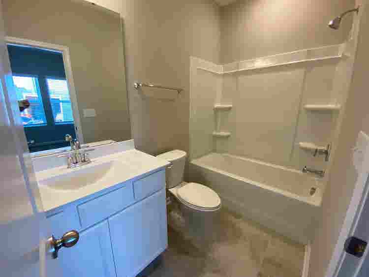4 BR in Cary