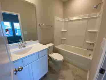 4 BR in Cary